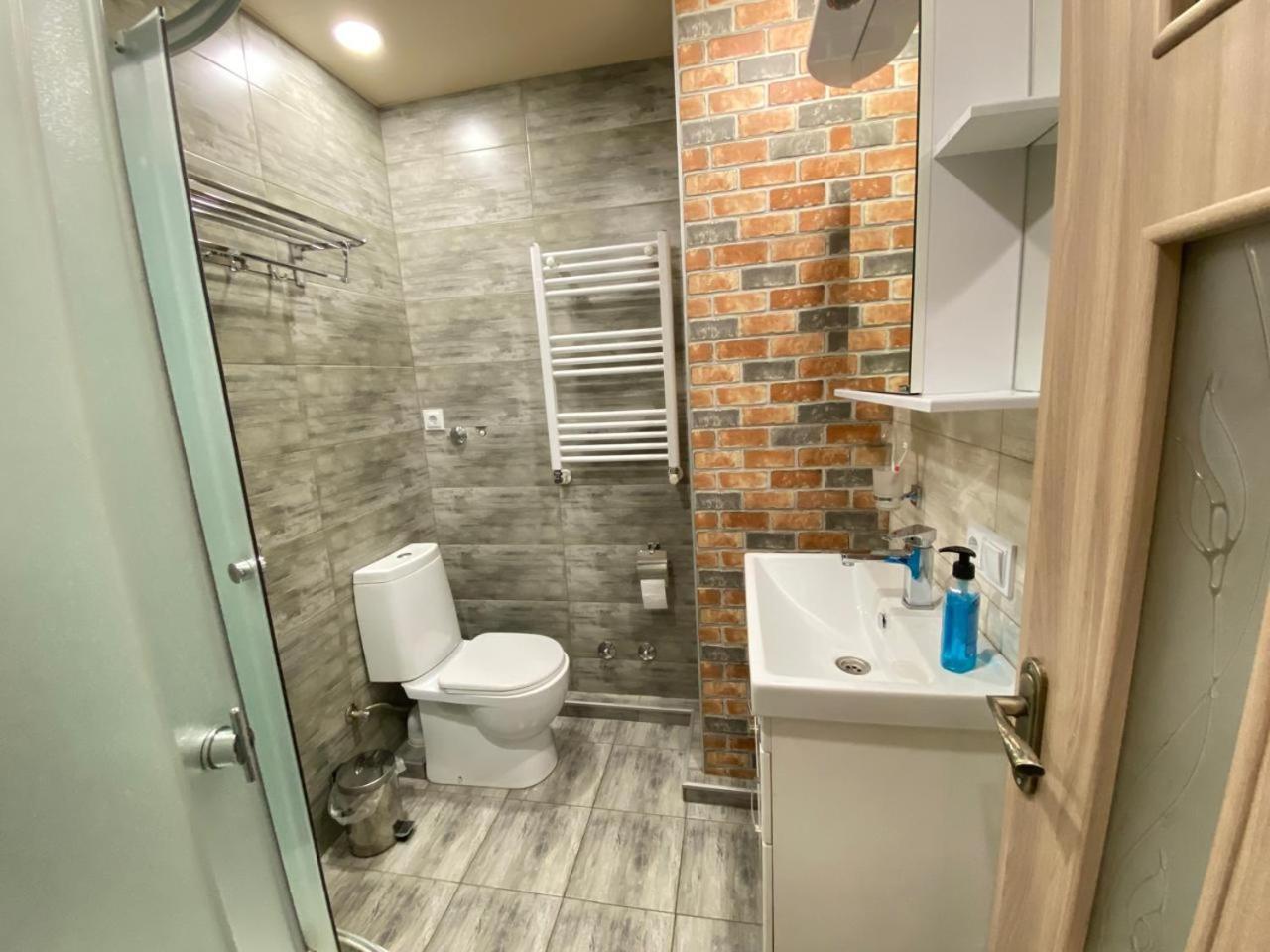 5 Rooms Near 300 Aragveli Metro Station Tbilisi Kamer foto