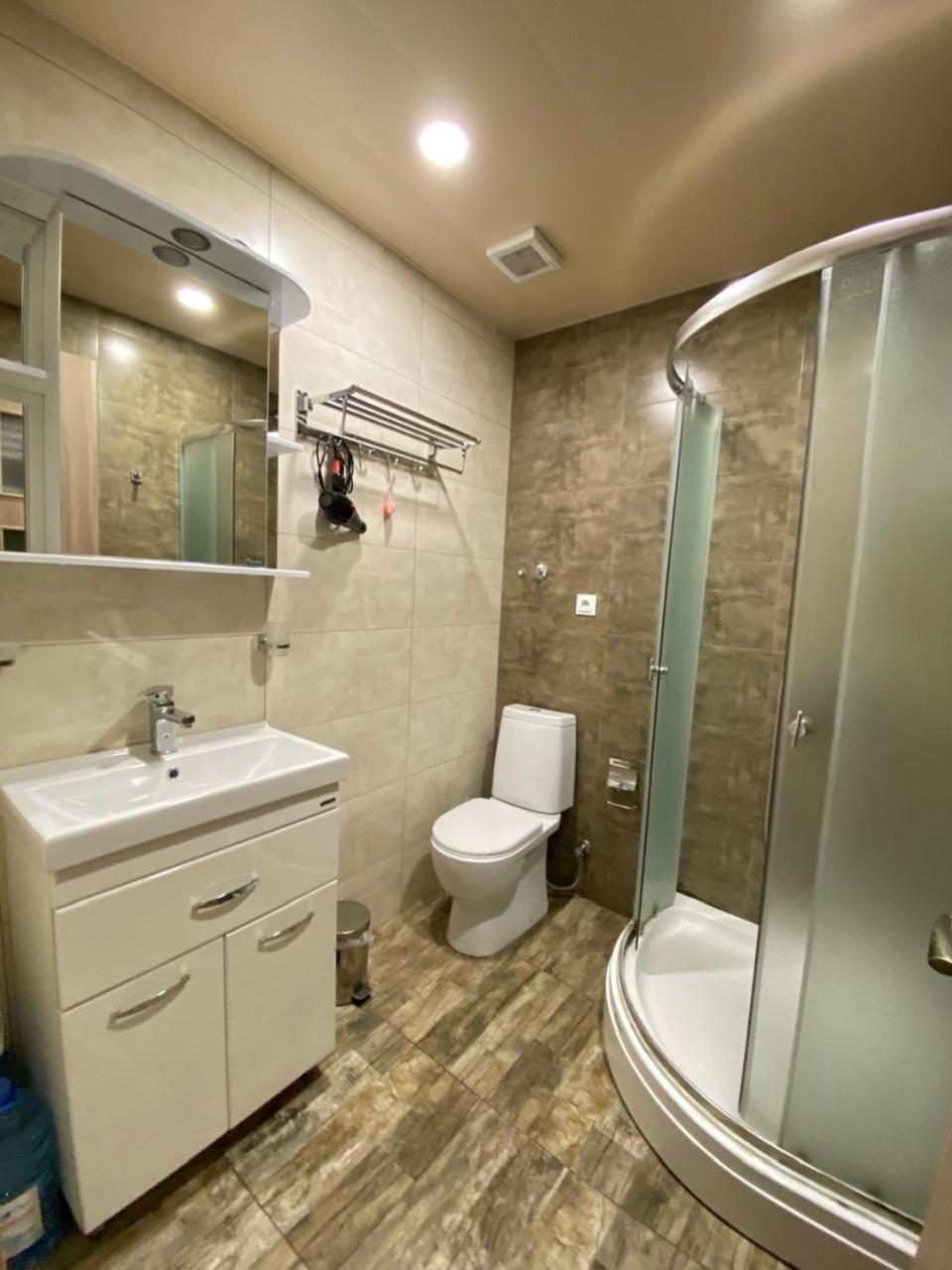5 Rooms Near 300 Aragveli Metro Station Tbilisi Kamer foto